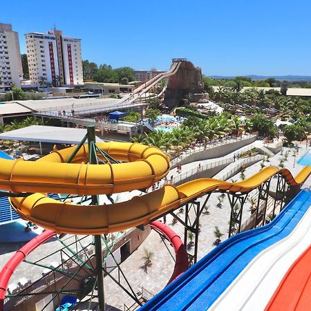 Spazzio Diroma - Com Acesso Acqua Park กัลดัสโนวัส ภายนอก รูปภาพ